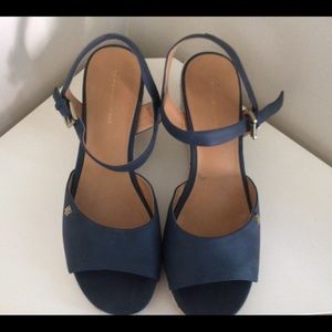 Tommy Hilfiger TWGALLIE Espadrilles Women’s Wedges Ankle Buckle Blue Sandals